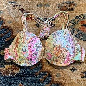 Women’s bathing suit